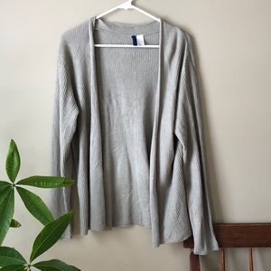 DIVIDED Men’s M taupe cardigan
